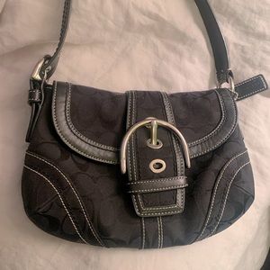 Coach purse. Classic. Black.